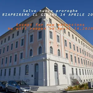 Nuovo Operai Szálloda